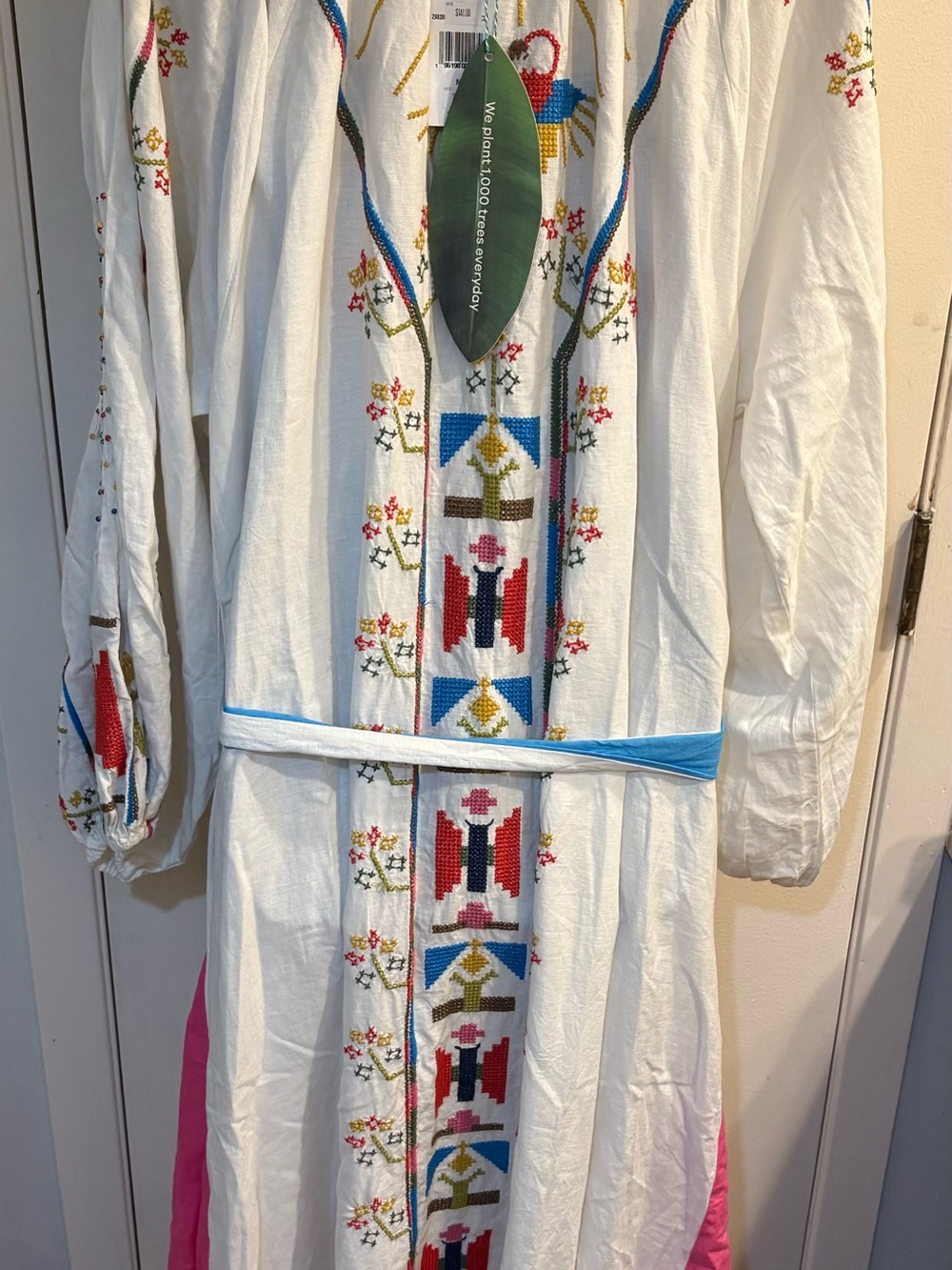 NWT Farm Rio Macaw Tassel-Tie Embroidered Maxi Dress Size M - Picture 6 of 16